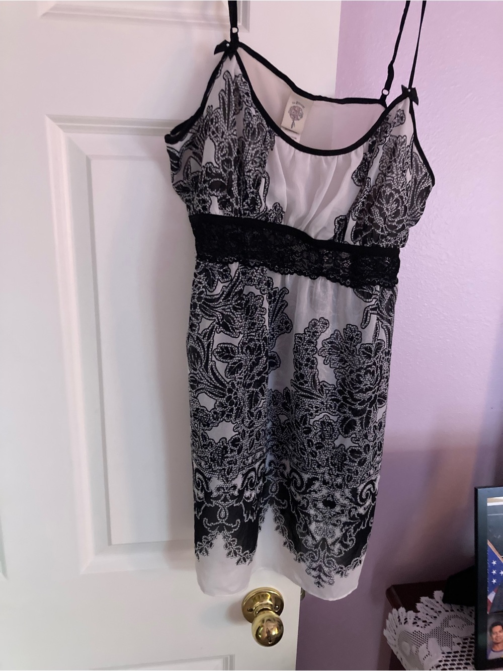 Black & White Lace-Overlay Chemise Nightdress - Women Intimates